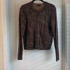 GAP Leopard Print Cardigan Sweater Women’s Size Small Neutral Animal Print